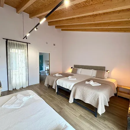 El Cipres De Semesterbostad Valdeprados